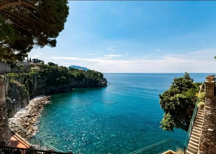 A Picco Sul Mare Con Piscina Regina Apartament