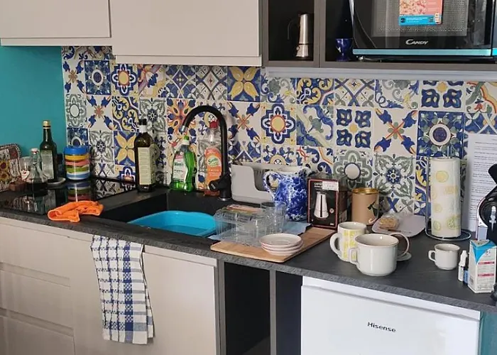 Apartament A Picco Sul Mare Con Piscina Regina *